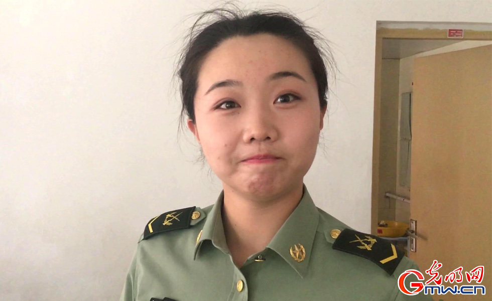 【網絡媒體國防行】探營解放軍三軍儀仗隊女兵中隊：簡單而不平凡